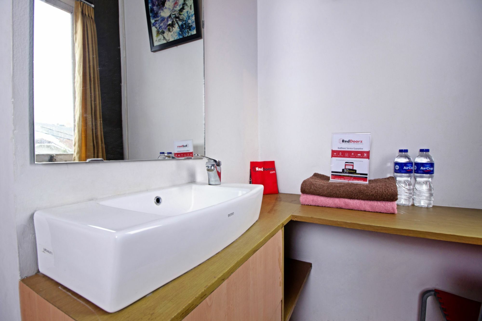 Reddoorz Syariah Near Btc Fashion Mall Бандунг Екстериор снимка